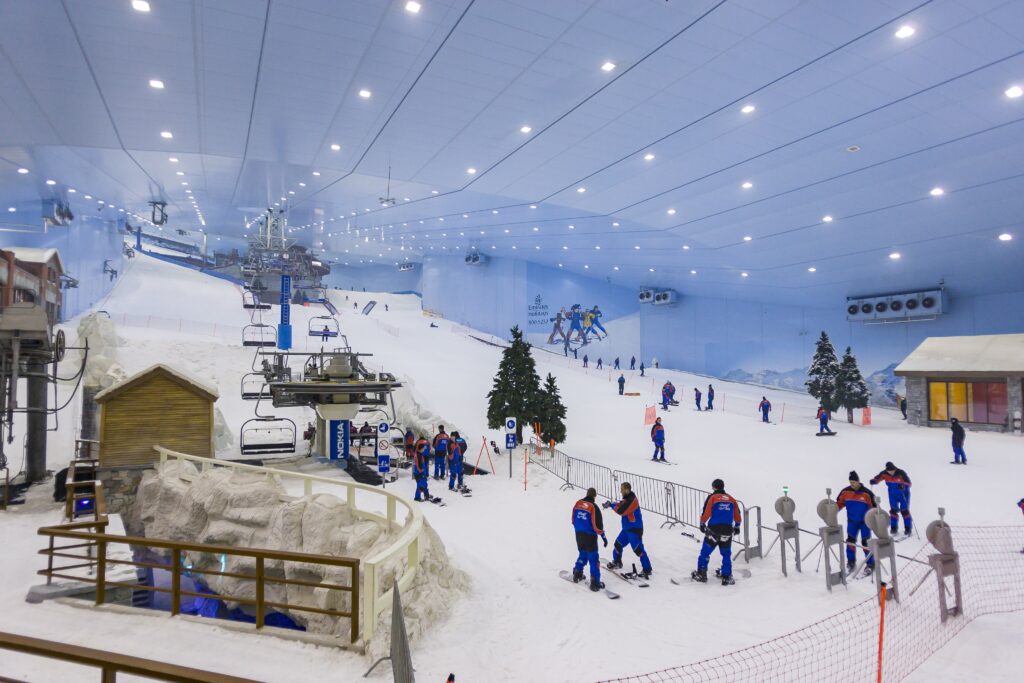ski-park-cold-place-in-dubai