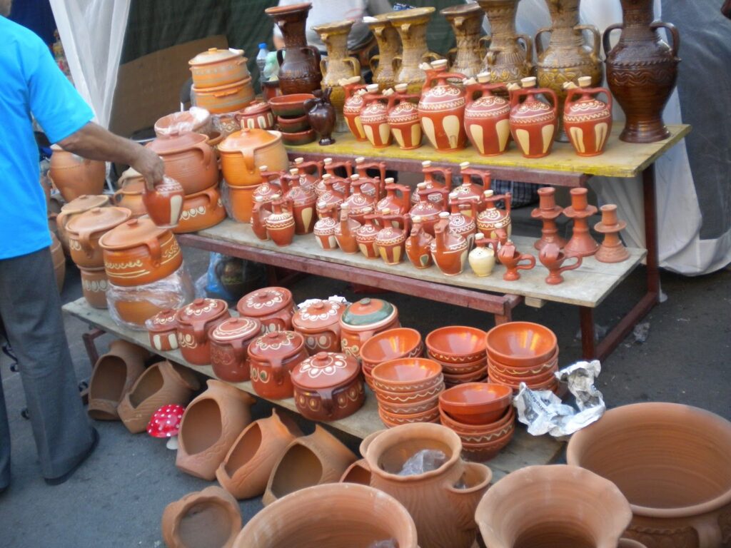 Traditional-serbian-pottery